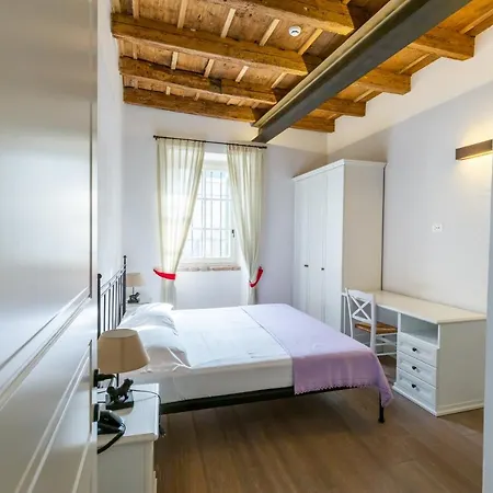 Corte San Carlo Cola (Verona)